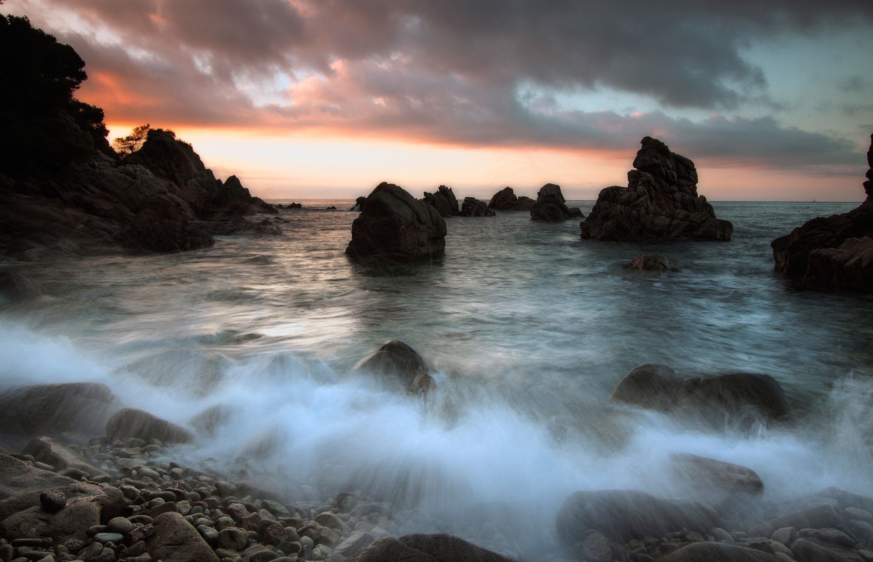 Cove's rocks in Cala des Frares, Lloret de Mar, Massís de les Cadiretes © Mikipons