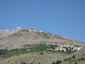 Calascio e la Rocca.jpg