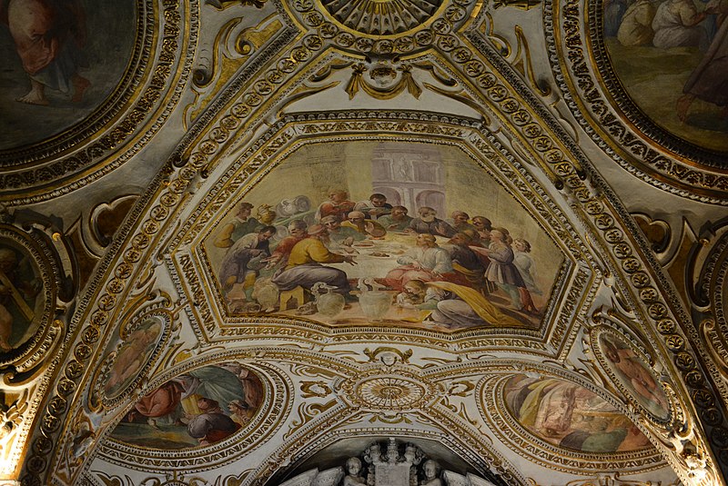 File:Cattedrale di Salerno - Cripta 007.JPG