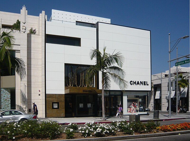 File:Chanel boutique on Rodeo Drive.jpg