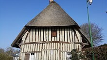 Longère normande traditionnelle à Lindebeuf.