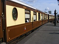 Christine im Sheffield Park im Cattle Dock Siding.JPG