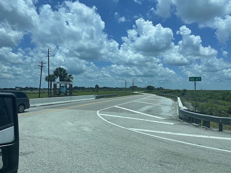 File:City of Clewiston entrance, 2023.jpg