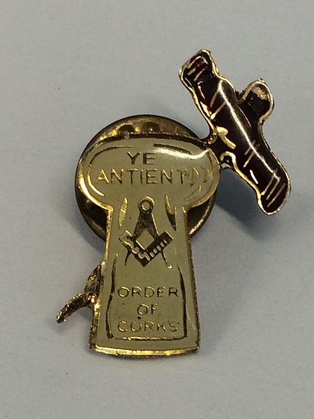 File:Cork lodge lapel pin.jpg