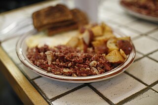 <span class="mw-page-title-main">Hash (food)</span> Culinary dish of chopped meat, potatoes, and fried onions