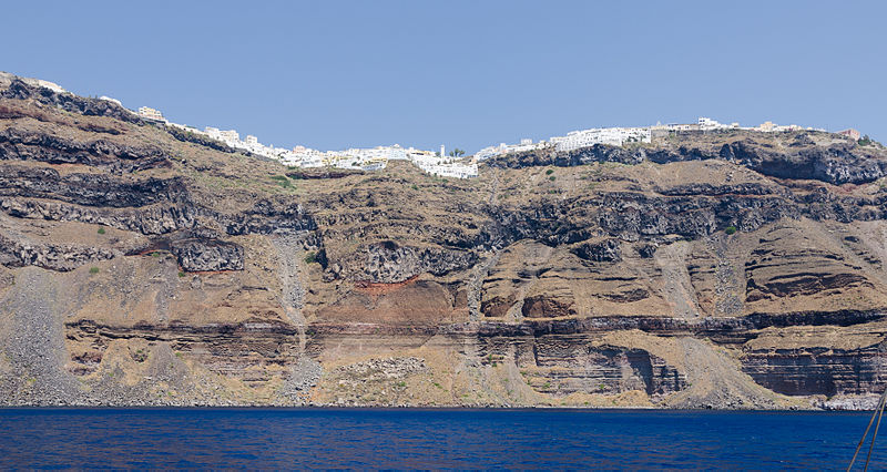 File:Crater rim - Fira - Sanorini - Greece - 03.jpg