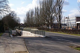 <span class="mw-page-title-main">Marston Ferry Road</span> Road in North Oxford, England