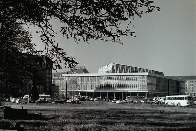 File:DD Kulturpalast.JPG