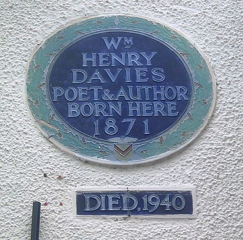 Plaque commemorating Davies' supposed place of birth, at "The Church House Inn", in Pillgwenlly, Newport, Wales.