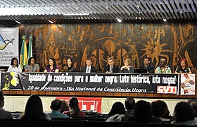 Débat public sur la condition de la femme noire dans le marché du travail, 2012, état du Paraná
