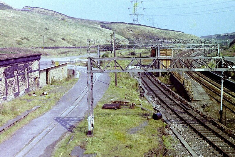 File:Dunford Bridge railway station (site), Yorkshire, 1981 (geograph 6890104).jpg