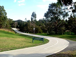 De EastLink Trail loopt door het zuiden van Koomba Park