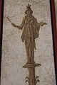 8917 - Pompeii - Candelabro con sacerdotessa con vassoio