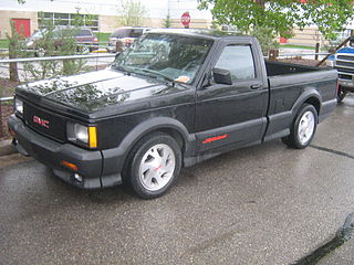 Fortune Salaire Mensuel de Gmc Syclone Combien gagne t il d argent ? 10 000,00 euros mensuels