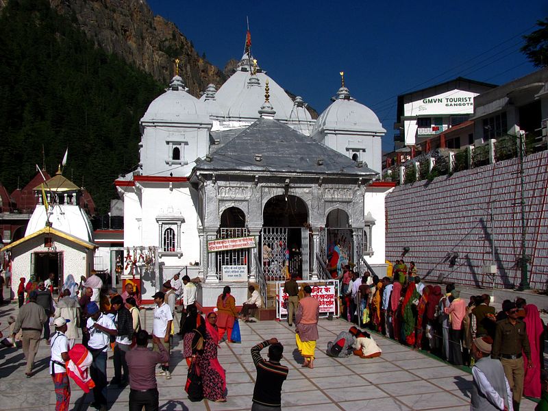 File:Gangotri temple in Uttarakhand..jpg