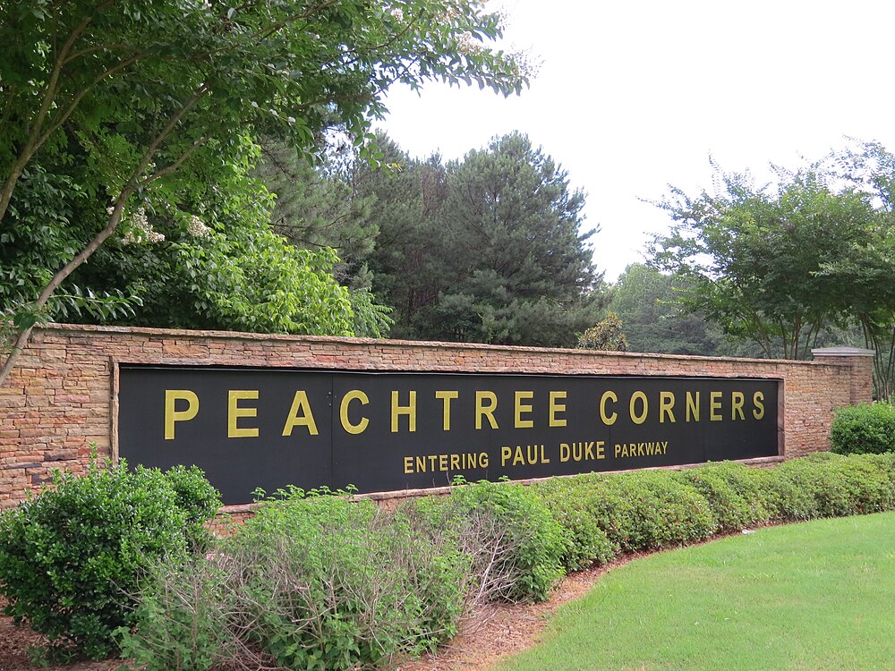 The population density of Peachtree Corners in Georgia is 2442.62 people per square kilometer (6328.44 / sq mi)