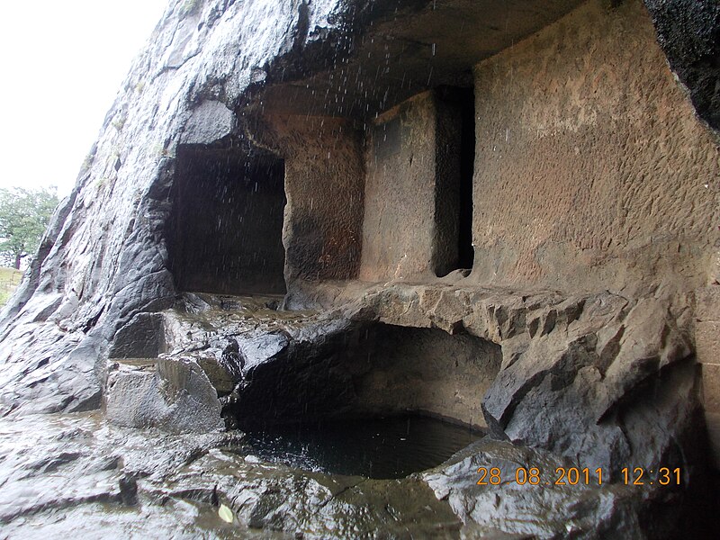 File:Ghoradeshwar Temple Caves by NishantAChavan.JPG