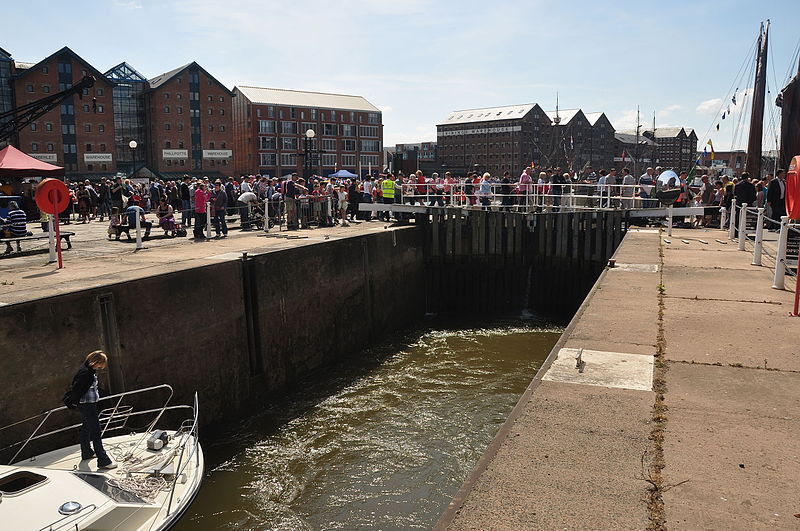 File:Gloucester Docks Tall Ship Festival 2013 (3773).jpg