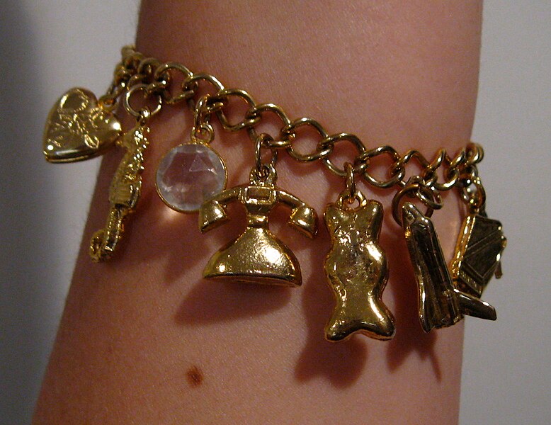 File:Gold charm bracelet.JPG