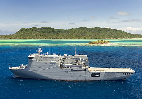 HMNZS Canterbury off Samoa in 2009