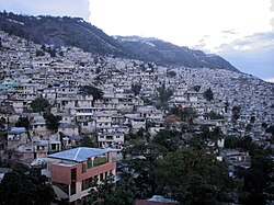 Petion-Ville Tepeleri, Haiti.jpg