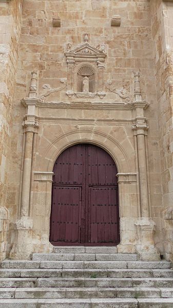 File:Iglesia de Casaseca de las Chanas. Puerta norte.Detalle.jpg