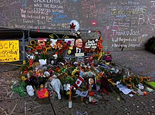 The impromptu memorial set up at Toronto City Hall for Layton Jack Layton memorial in Nathan Phillips Square (1).jpg