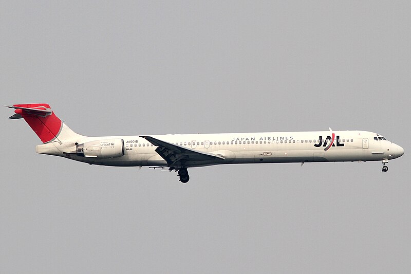 File:Japan Airlines MD-90-30(JA001D) (4649896528).jpg