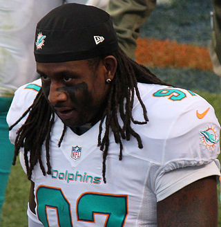 <span class="mw-page-title-main">Kelvin Sheppard</span> American football player and coach (born 1988)