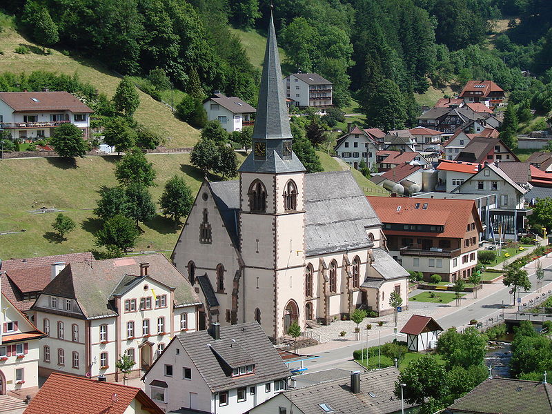 File:Kirche in Bad Griesbach.jpg