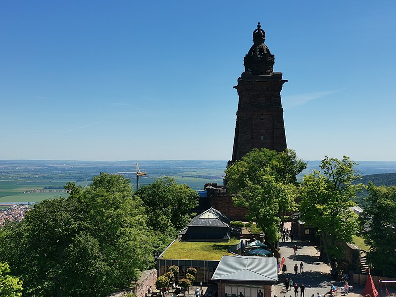 File:Kyffhäuserdenkmal 2020-06-01 7.jpg