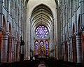 Interior da Catedral de Laon, França.
