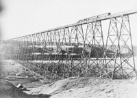 The Lethbridge Viaduct in 1910 Lethbridge Viaduct.gif