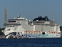 MSC Euribia leaving Kiel 23.jpg