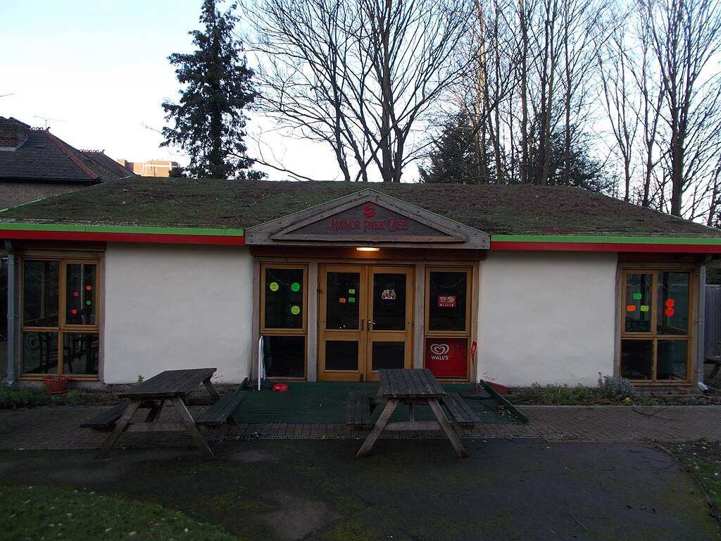 Manor Park café, Sutton