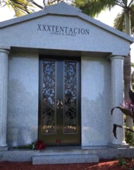 Onfroy's mausoleum in August 2018