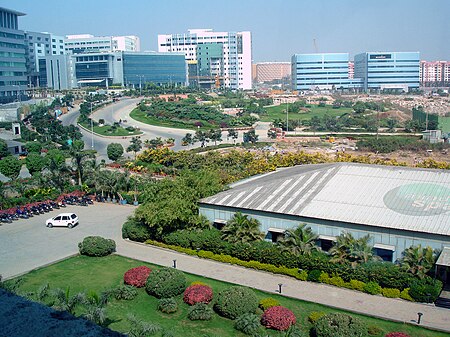 ไฟล์:MindSpace_campus_in_Hyderabad,_India.jpg