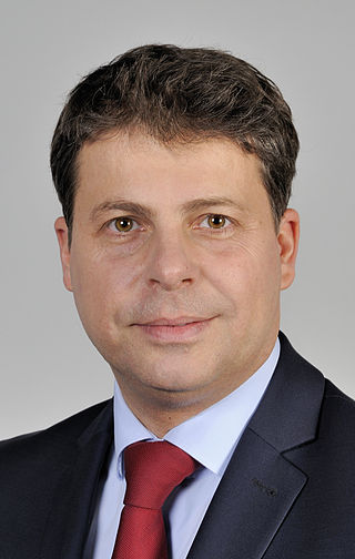 <span class="mw-page-title-main">Mirosław Piotrowski</span> Polish politician