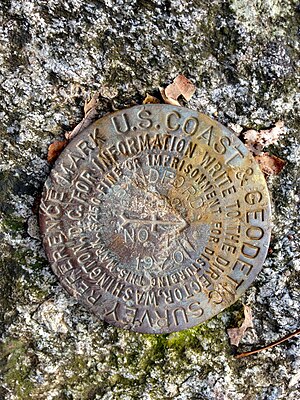 Саммит Mount Sanford CT 1970 US Coast and Geodetic Survey Reference Mark.jpg