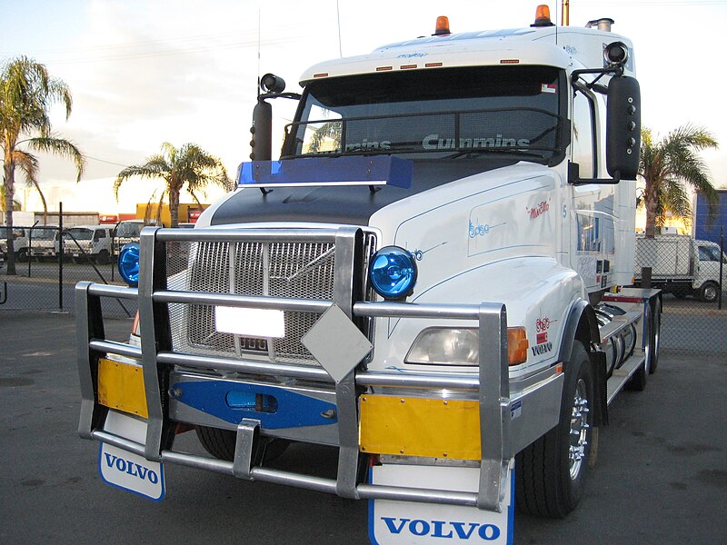 File:NH15 road train.jpg