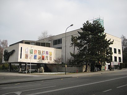 So kommt man zu Muséum D'histoire Naturelle mit den Öffentlichen - Mehr zum Ort Hier