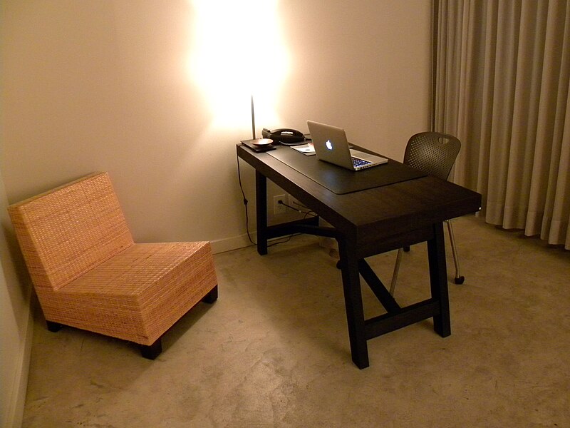 File:New Orleans, LA (Warehouse District) - Loft 523 Hotel interior, Feb 2011 - 2.jpg