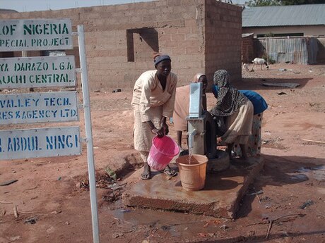 File:Ningi built borehole.jpg