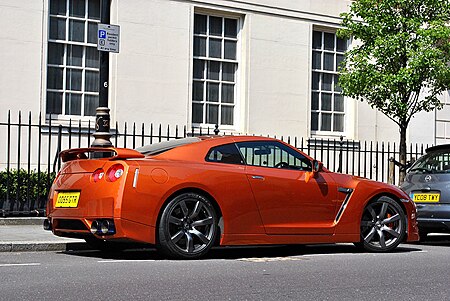 ไฟล์:Nissan_GTR_in_London.jpg
