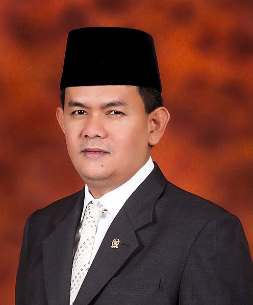 File:Nofi Candra.jpg