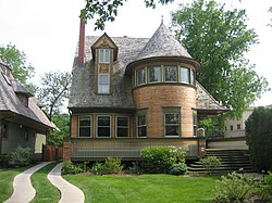 Eichenpark Il Walter Gale House4.jpg