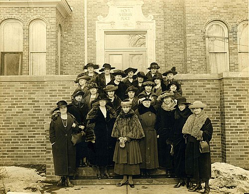 Officers, Des Moines Women's Club, ca.1920s Officers DMWC.jpg