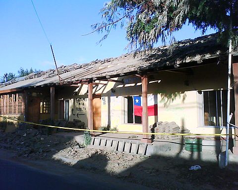 Many houses in Lolol were declared Historic Monuments of Chile. This is one of many, that are going to be demolished. Source : Diego Grez.