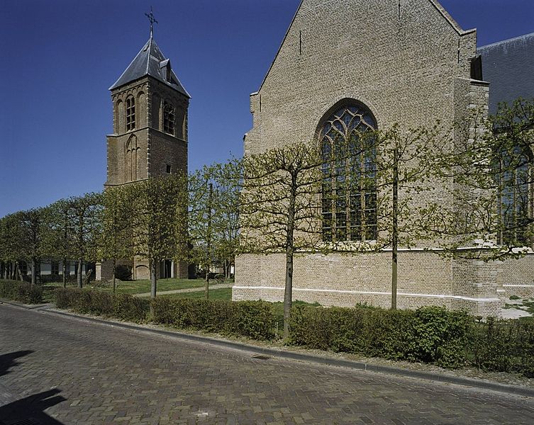 File:Overzicht toren losstaand van de kerk - Nieuw-Helvoet - 20377284 - RCE.jpg