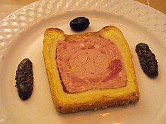 Pâté en croûte savourain